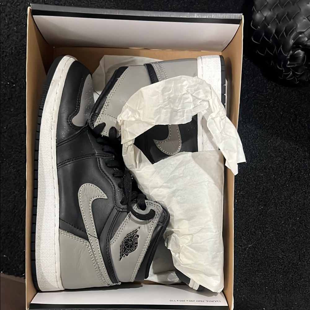 Jordan 1 Retro High Shadow (2018) - Picture 6 of 7